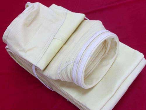 覆膜涤纶针刺毡除尘布袋